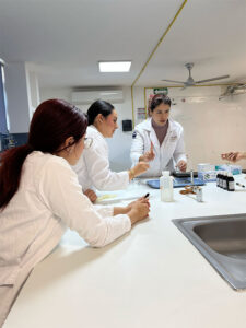 Laboratorio Delmar School